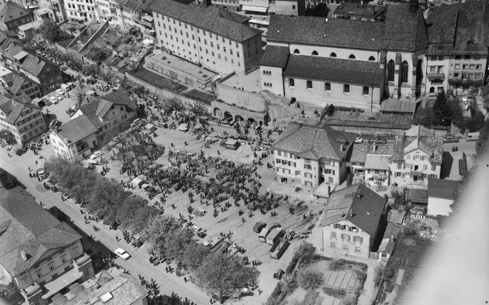1963 Viehmarkt Wil SG , ETH-Bibliothek Zürich, Bildarchiv Fotograf Comet Photo AG.jpg